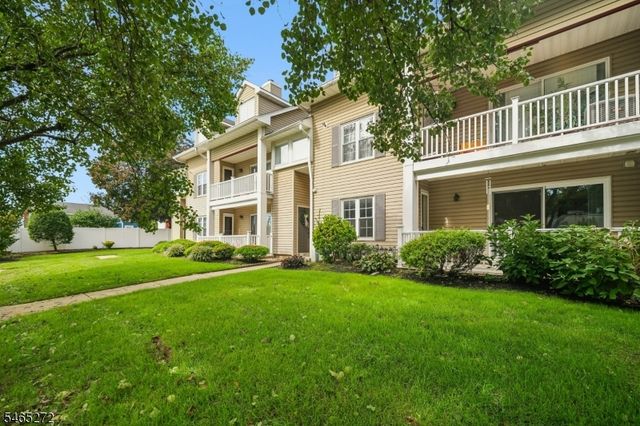 905 Montague Ave, Woodbridge Twp., NJ 08830
