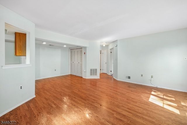 905 Montague Ave, Woodbridge Twp., NJ 08830