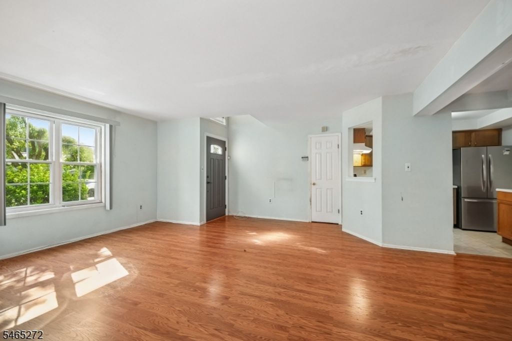 905 Montague Ave, Woodbridge Twp., NJ 08830 — photo 4