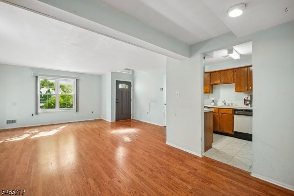 905 Montague Ave, Woodbridge Twp., NJ 08830 — photo 5