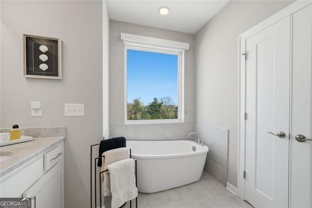 405 Ashbury Drive, Roswell, GA 30076