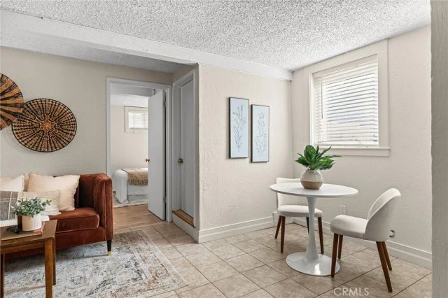 587 E 3rd, Chico, CA 95928