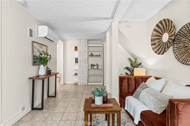 587 E 3rd, Chico, CA 95928