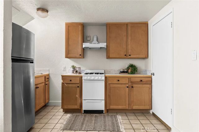 587 E 3rd, Chico, CA 95928