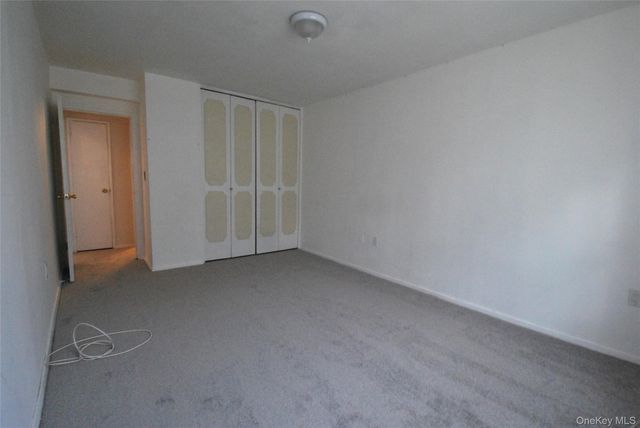 7 Balint Drive 625, Yonkers, NY 10710