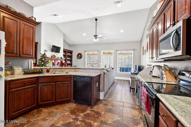 43 Parker Road, Perkinston, MS 39573