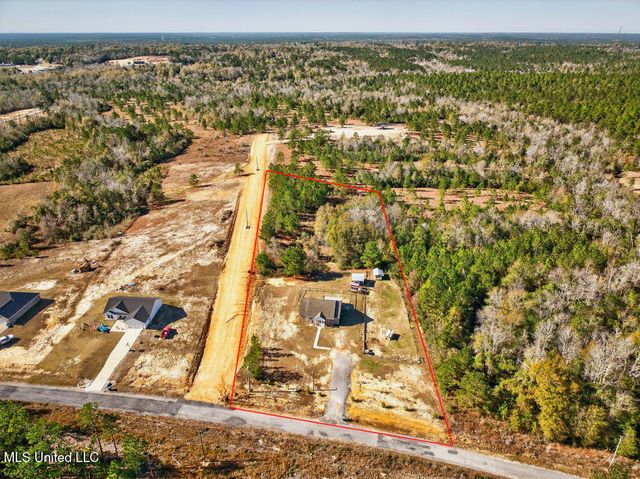 43 Parker Road, Perkinston, MS 39573