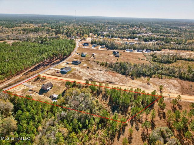 43 Parker Road, Perkinston, MS 39573