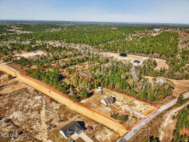 43 Parker Road, Perkinston, MS 39573