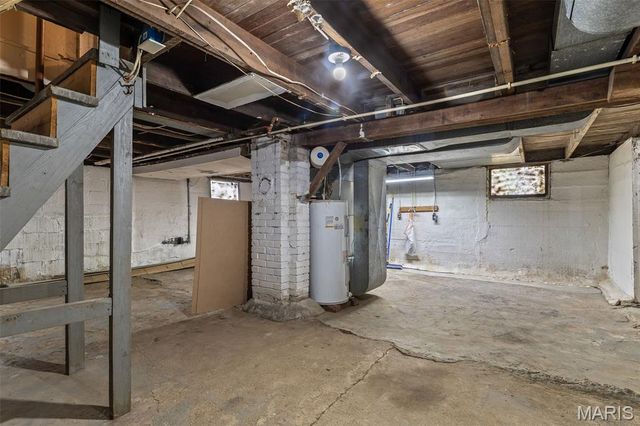 10651 Thorpe Avenue, St Louis, MO 63114