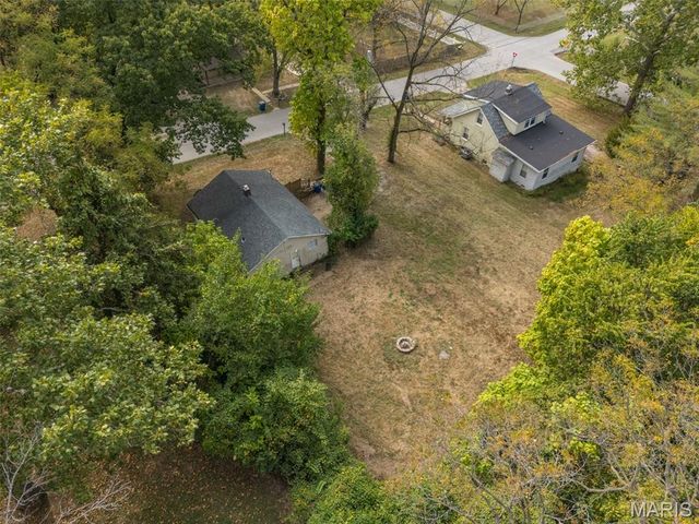 10651 Thorpe Avenue, St Louis, MO 63114