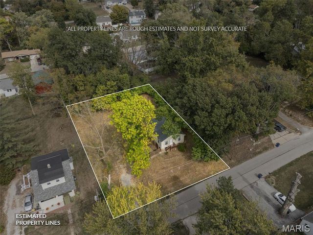 10651 Thorpe Avenue, St Louis, MO 63114