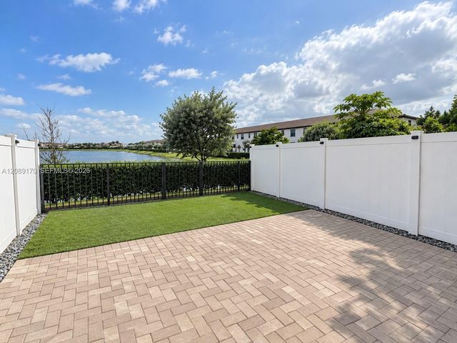 3476 W 114th Terrace 1, Hialeah, FL 33018