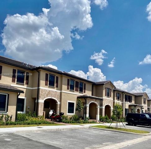 3476 W 114th Terrace 1, Hialeah, FL 33018