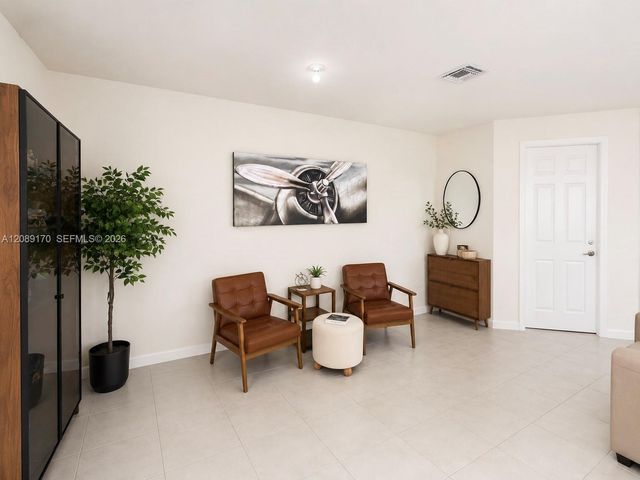 3476 W 114th Terrace 1, Hialeah, FL 33018