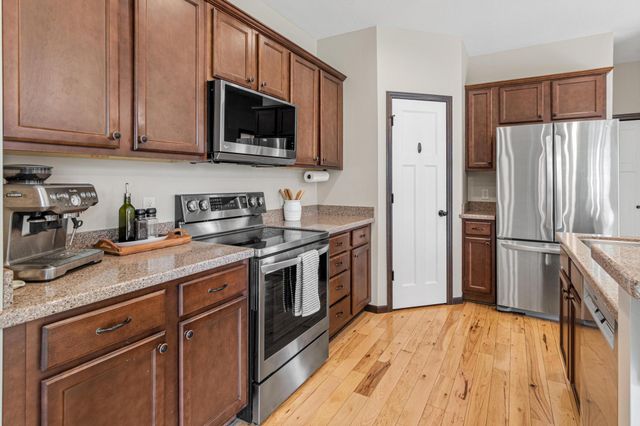 4712 102nd Trail N, Brooklyn Park, MN 55443