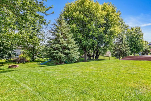 4712 102nd Trail N, Brooklyn Park, MN 55443