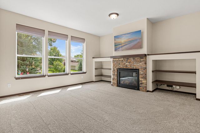 4712 102nd Trail N, Brooklyn Park, MN 55443