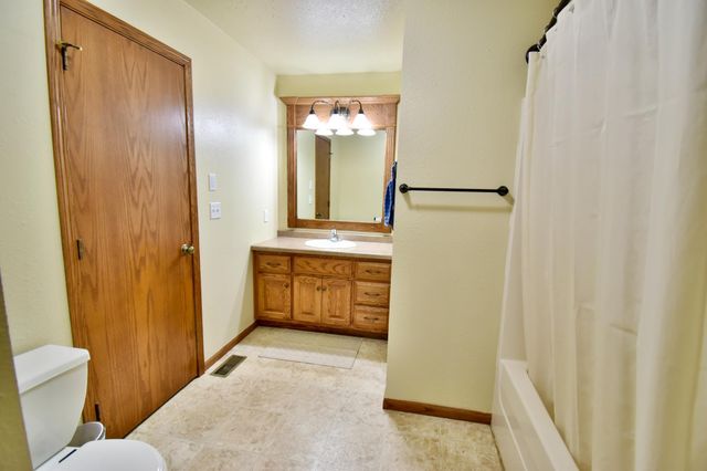 8967 165th Avenue SE, Becker, MN 55308