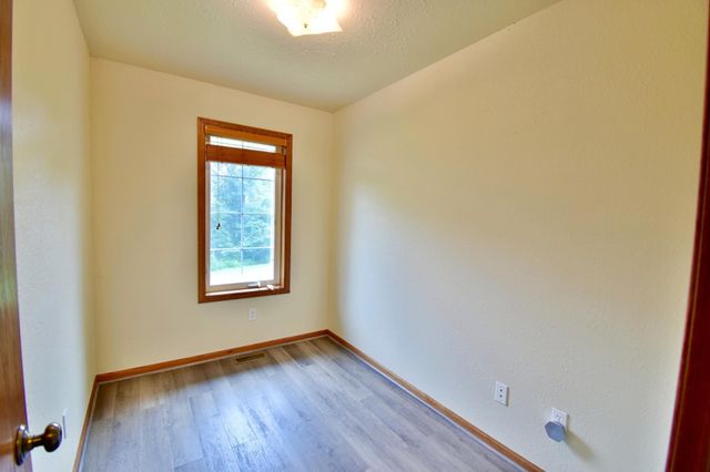 8967 165th Avenue SE, Becker, MN 55308