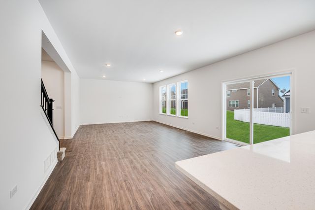 11095 Green Place, Winfield, IN 46307