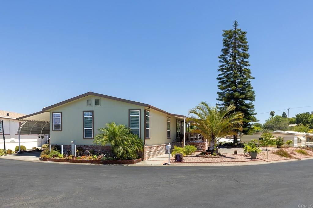 525 W El Norte Parkway 290, Escondido, CA 92026 — exterior