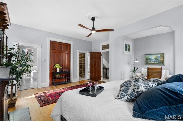 2346 Albion Place, St Louis, MO 63104