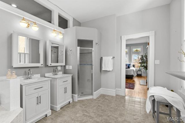 2346 Albion Place, St Louis, MO 63104