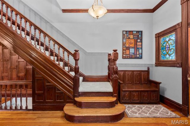 2346 Albion Place, St Louis, MO 63104