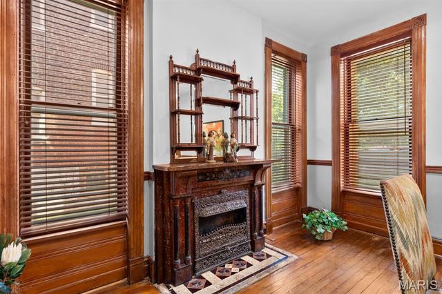 2346 Albion Place, St Louis, MO 63104