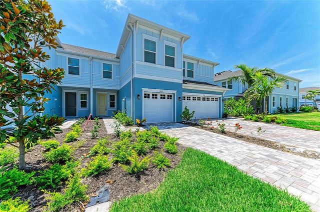305 VIA TUSCANY AVENUE, Sarasota, FL 34243