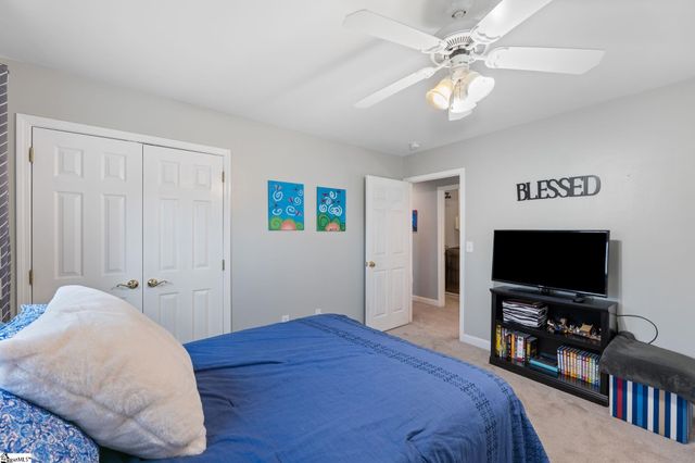 3 Mallard Ridge Place, Simpsonville, SC 29680