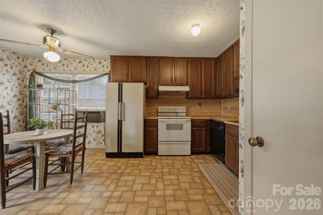 650 Old Wilkesboro Road Extension, Taylorsville, NC 28681