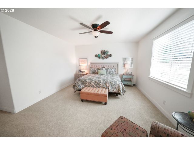 331 Se 13TH Pl, Canby, OR 97013