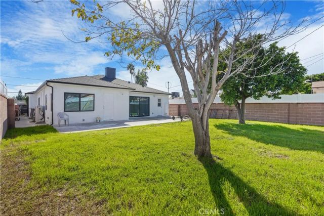 11031 Lull Street, Sun Valley, CA 91352