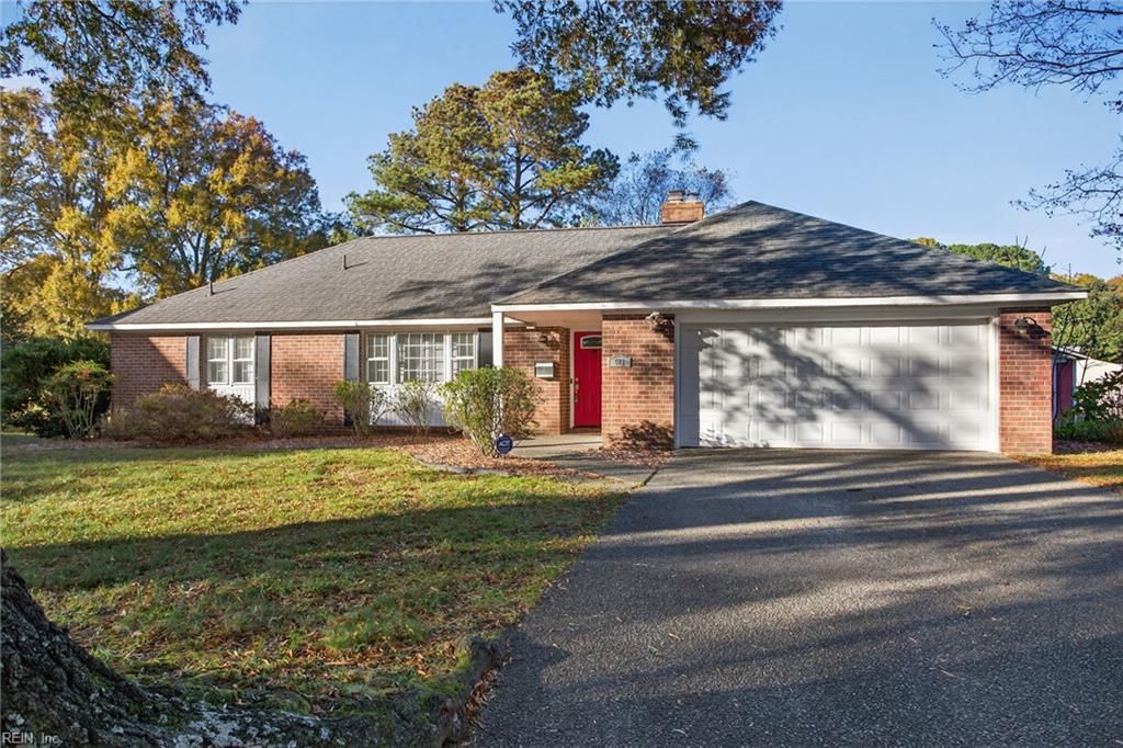 502 Elizabeth Lake DR, Hampton, VA 23669