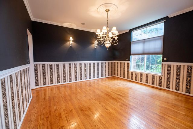 2255 Radcliffe Drive, Troy, MI 48085