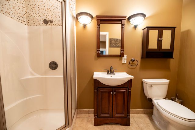 2255 Radcliffe Drive, Troy, MI 48085