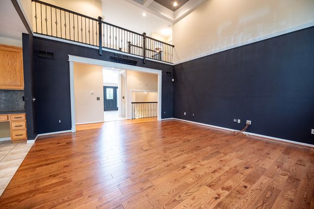 2255 Radcliffe Drive, Troy, MI 48085