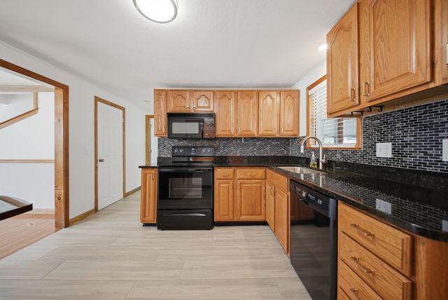 130 Flint Street, Manchester, NH 03103