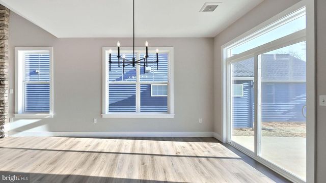504 HAMILTON LN, Annville, PA 17003