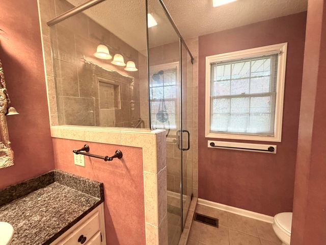 1736 Eagle Drive, Hixson, TN 37343