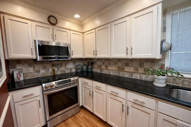 1736 Eagle Drive, Hixson, TN 37343