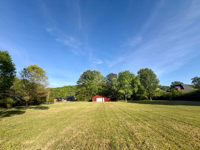 1736 Eagle Drive, Hixson, TN 37343