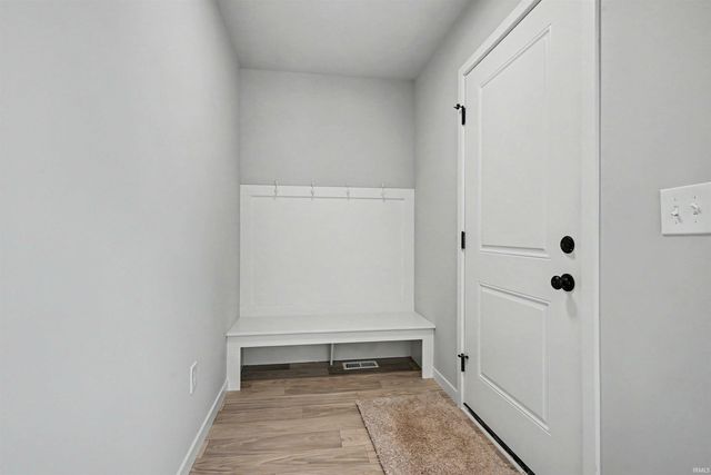 2228 Irvington Drive, South Bend, IN 46614