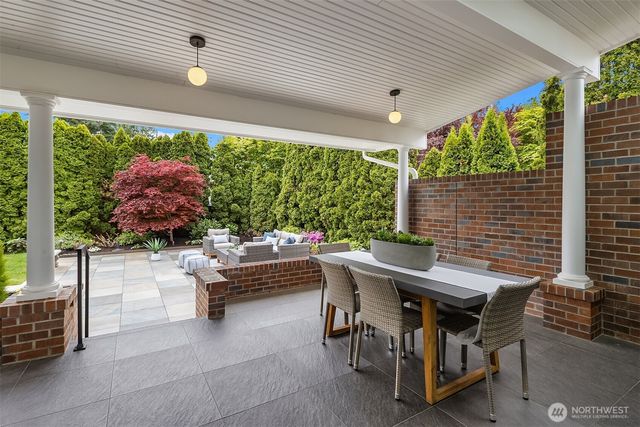5230 NE 75th Street, Seattle, WA 98115