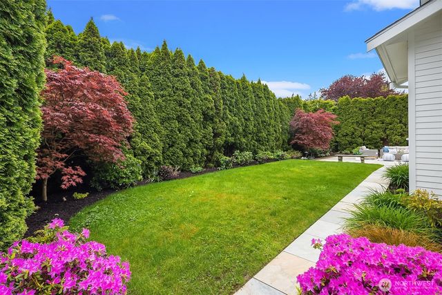 5230 NE 75th Street, Seattle, WA 98115