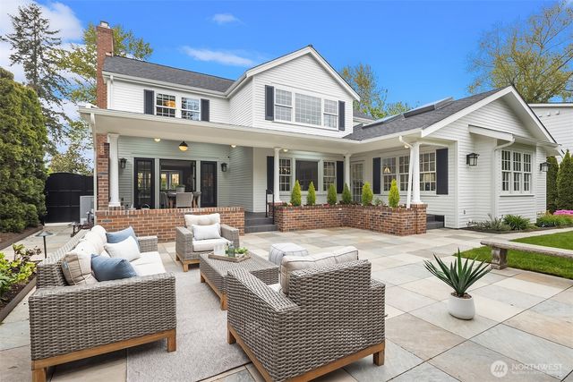 5230 NE 75th Street, Seattle, WA 98115
