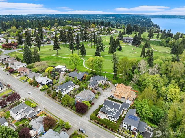 5230 NE 75th Street, Seattle, WA 98115