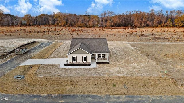 401 Creeks Edge Drive, Pikeville, NC 27863